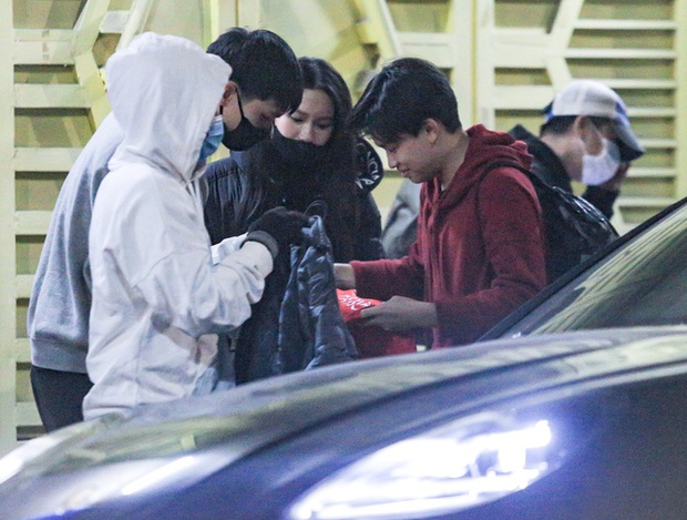 Đoàn Văn Hậu với Đoãn Hải My: Hành động tinh tế giữa tin đồn mang bầu