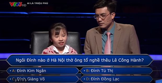 Chánh văn phòng tòa án tỉnh thi Ai Là Triệu Phú, nhờ con gái lớp 5 trợ giúp câu hỏi 14 triệu - Ảnh 3.