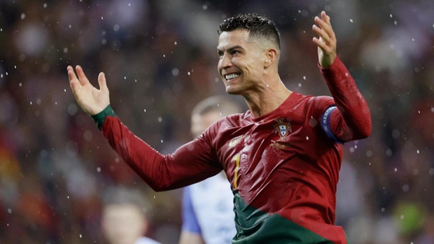 Ronaldo vượt trội Messi, phá nhiều kỷ lục thế giới nhất năm 2023