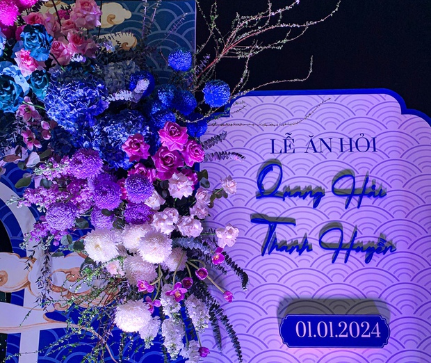 Đám hỏi tuyệt đẹp của Quang Hải gây ấn tượng tại sân vận động