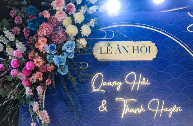 Đám hỏi tuyệt đẹp của Quang Hải gây ấn tượng tại sân vận động