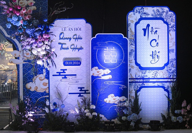 Đám hỏi tuyệt đẹp của Quang Hải gây ấn tượng tại sân vận động