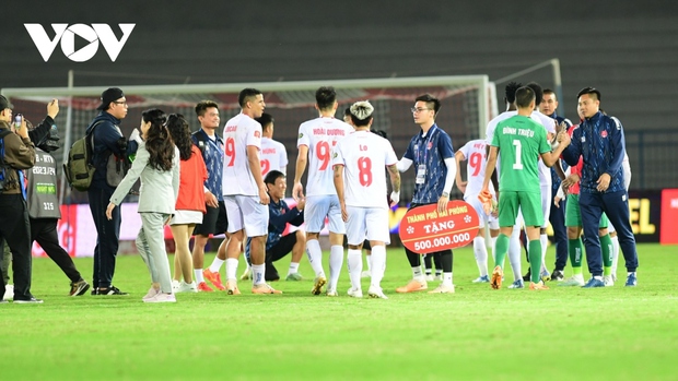 Hải Phòng FC tiếp tục được thưởng hậu trường sau chiến thắng ấn tượng trước đối thủ CLB CAHN