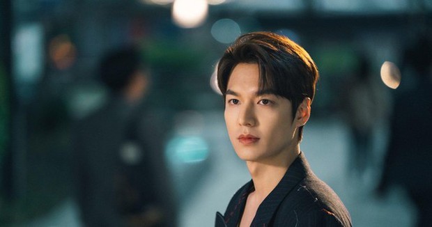 Ảo thuật gia Lee Min-ho hé lộ hạng danh tiếng trong Liên Minh Huyền Thoại, vượt mặt thậm chí cả Tiến sĩ Ba