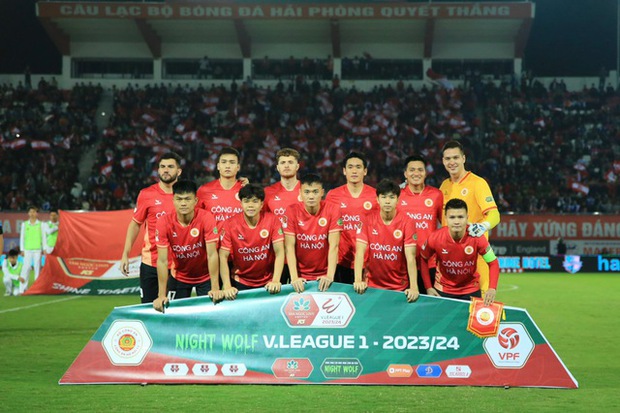 Đánh đầu lập công của Quang Hải không đủ, CAHN thua trận trước Hải Phòng