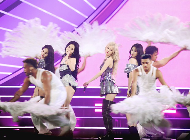 Thành tích quốc tế của 4 ông lớn Kpop 2023: HYBE thắng đậm mọi mặt, YG không còn BLACKPINK lui về số 0 - Ảnh 8. Thành tích quốc tế của 4 ông lớn Kpop 2023: HYBE thắng đậm mọi mặt, YG không còn BLACKPINK lui về số 0 - Ảnh 8.