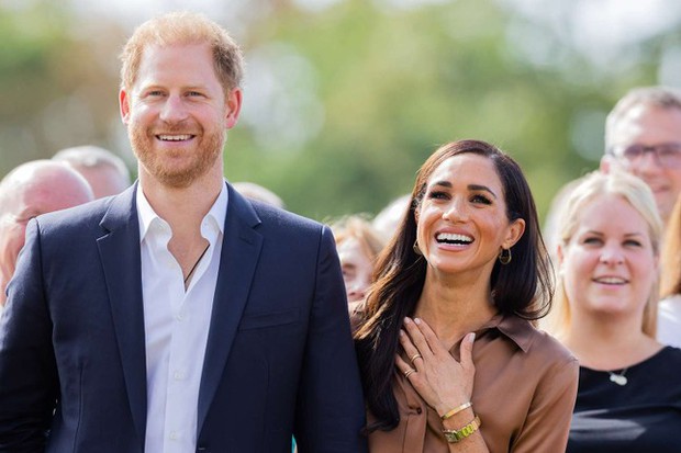 Ác mộng tồi tệ nhất đến với Harry và Meghan Markle - Ảnh 1.