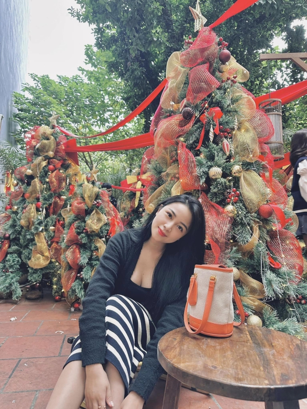 Dàn WAGs Việt so đẹp dịp Giáng sinh: Nhuệ Giang, Võ Nhật Linh, Ngô Tố Uyên ai nổi bật nhất?