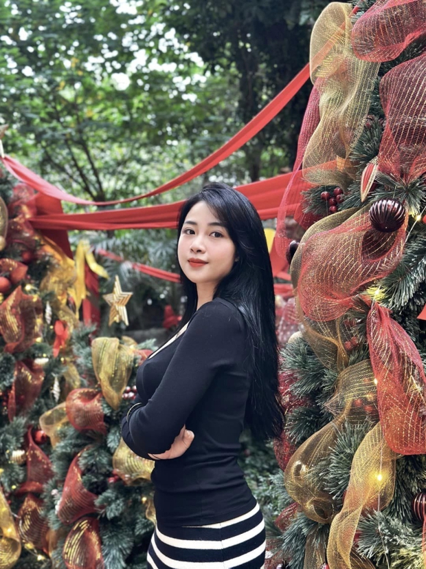 Dàn WAGs Việt so đẹp dịp Giáng sinh: Nhuệ Giang, Võ Nhật Linh, Ngô Tố Uyên ai nổi bật nhất?