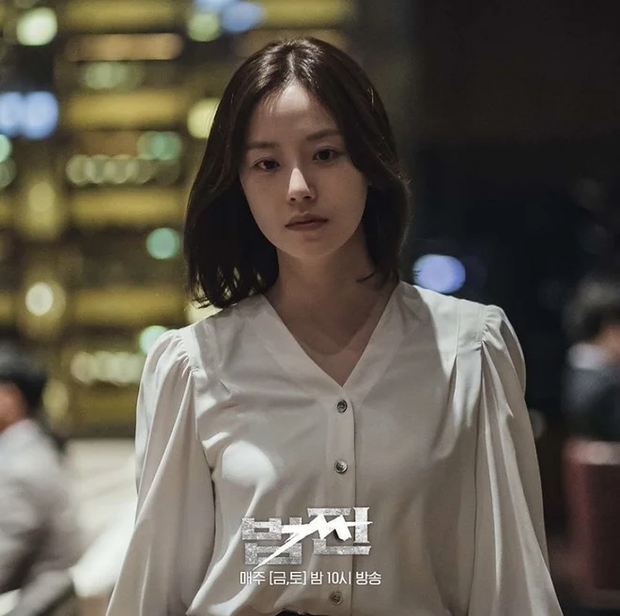 Mỹ nhân lãng quên trong thời gian: Một năm vất vả, từ vụ kiện đến scandal tình ái với đồng nghiệp