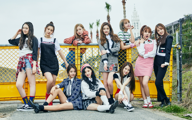 Nana thành viên After School duy nhất ở lại: Fan lo âu vì công ty từng đối xử không công bằng với gà nhà