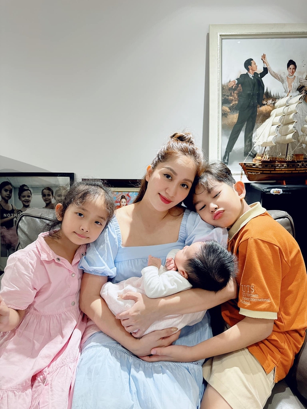 Phan Hiển trở về nhà, hóa cá mập! Khám phá bất ngờ với Khánh Thi trong phòng bếp