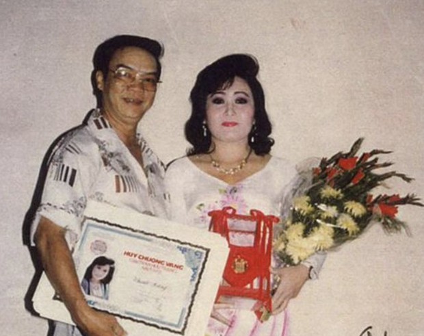 Cha của nghệ sĩ Thanh Hằng, Hương Huyền, qua đời