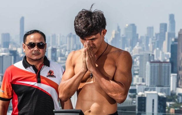 Khi thua knock-out, Nguyễn Trần Duy Nhất tạ lỗi fan