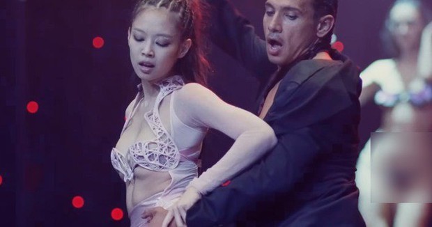 Cuộc náo động một năm của BLACKPINK