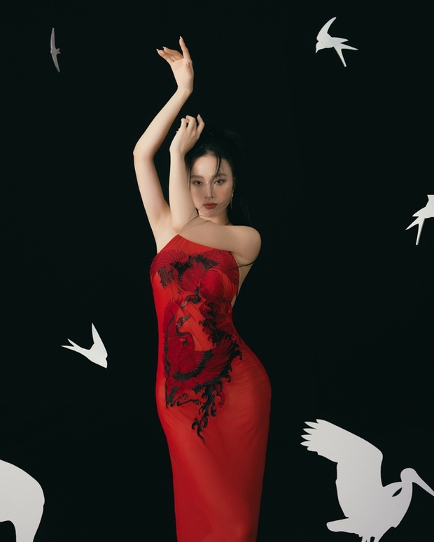 Người đẹp cơ bắp Angela Phương Trinh lấy lại vẻ mềm mại để tái xuất showbiz - Ảnh 6.