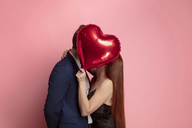 Chưa biết tặng quà gì cho ngày Valentine, nghe ChatGPT tư vấn làm ai cũng phải gật gù: Có cả lịch trình từ A-Z! - Ảnh 3.