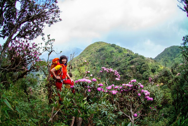 Xu hướng “sưu tập mạo hiểm” mới của hội chị em để chinh phục các ngọn núi cao nghìn mét tại Việt Nam - Ảnh 7.