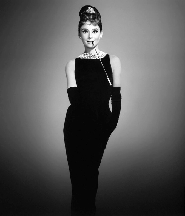 Người phụ nữ có vẻ đẹp tự nhiên nhất mọi thời đại Audrey Hepburn: Nỗi đau đớn của người phụ nữ hai lần mất con và tình yêu trọn vẹn ngày cuối đời - Ảnh 9.