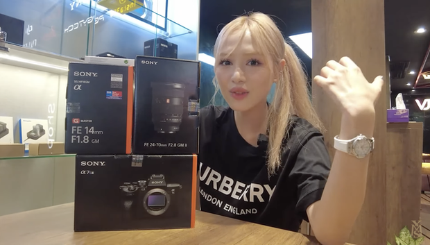 Khoe tặng Xemesis “quà khủng” - thứ xin mua 3 tháng mà chưa cho nhưng nhan sắc Xoài Non lại giật hết spotlight - Ảnh 5. Khoe tặng Xemesis “quà khủng” - thứ xin mua 3 tháng mà chưa cho nhưng nhan sắc Xoài Non lại giật hết spotlight - Ảnh 5.