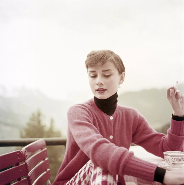 Người phụ nữ có vẻ đẹp tự nhiên nhất mọi thời đại Audrey Hepburn: Nỗi đau đớn của người phụ nữ hai lần mất con và tình yêu trọn vẹn ngày cuối đời - Ảnh 5.