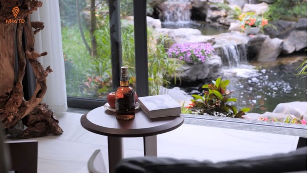 Khám phá biệt thự 80 tỷ rộng gần 600m2 tại Ecopark, con trai mua báo hiếu mẹ già - Ảnh 7.