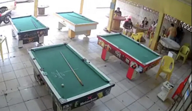 Đánh thua billiards, xả súng giết chết 7 người - Ảnh 1.