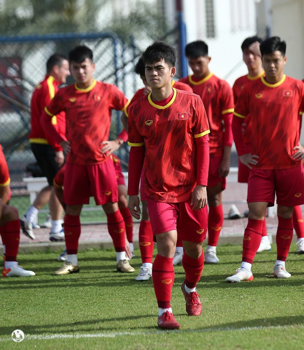 Để thua đội bóng yếu ở UAE, U20 Việt Nam khép lại màn chạy đà trước giải châu Á trong nỗi lo - Ảnh 2. Để thua đội bóng yếu ở UAE, U20 Việt Nam khép lại màn chạy đà trước giải châu Á trong nỗi lo - Ảnh 2.