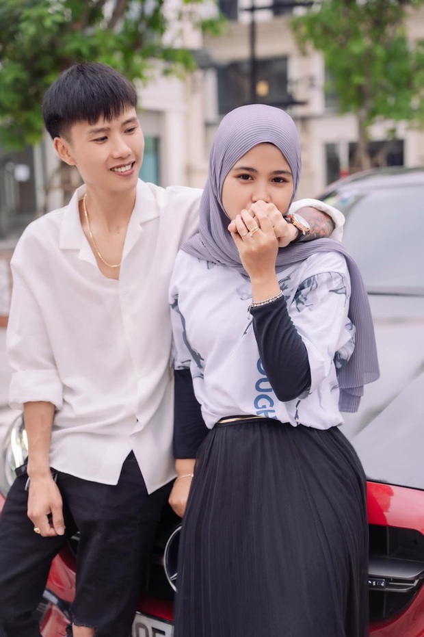 Đạt Villa vượt hơn 5000km sang Indonesia rước nàng về dinh, nhưng netizen chỉ thắc mắc tên thật chú rể - Ảnh 5. Đạt Villa vượt hơn 5000km sang Indonesia rước nàng về dinh, nhưng netizen chỉ thắc mắc tên thật chú rể - Ảnh 5.
