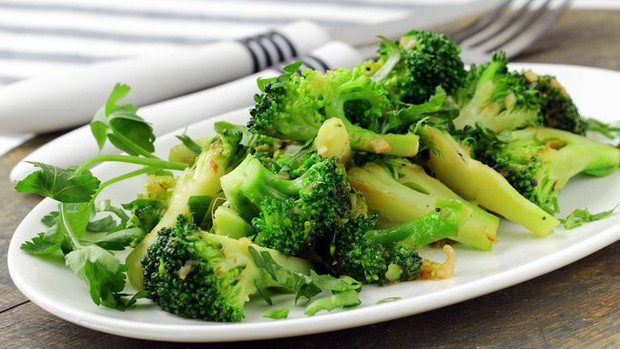 5 loại rau giàu protein không kém thịt, chăm ăn sẽ giúp giảm cân và đẹp da tự nhiên - Ảnh 2.