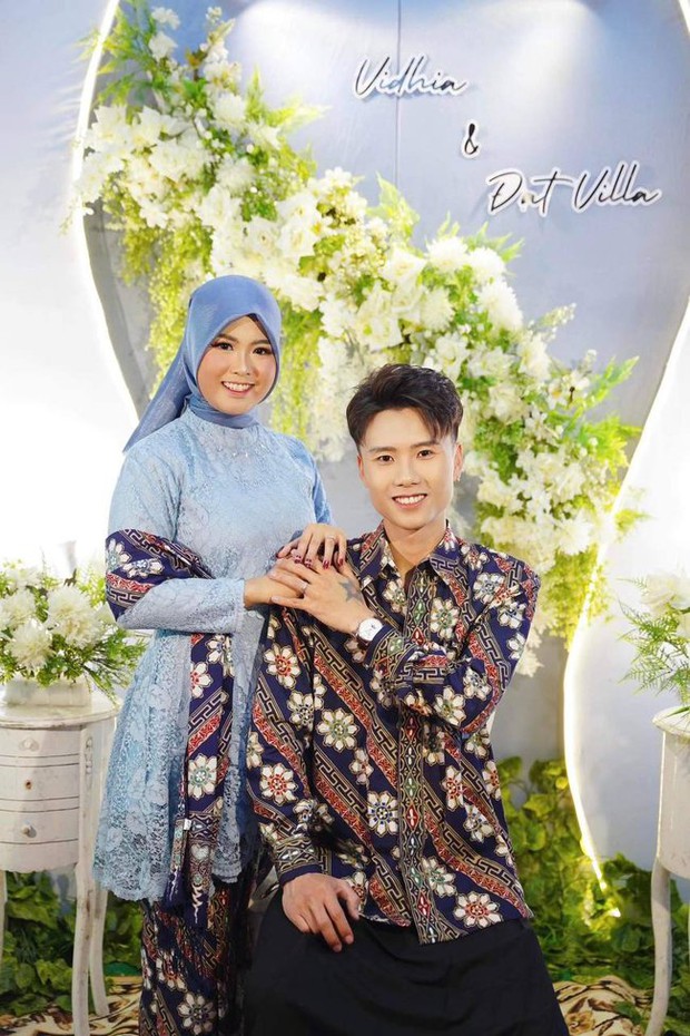 Đạt Villa vượt hơn 5000km sang Indonesia rước nàng về dinh, nhưng netizen chỉ thắc mắc tên thật chú rể - Ảnh 2. Đạt Villa vượt hơn 5000km sang Indonesia rước nàng về dinh, nhưng netizen chỉ thắc mắc tên thật chú rể - Ảnh 2.