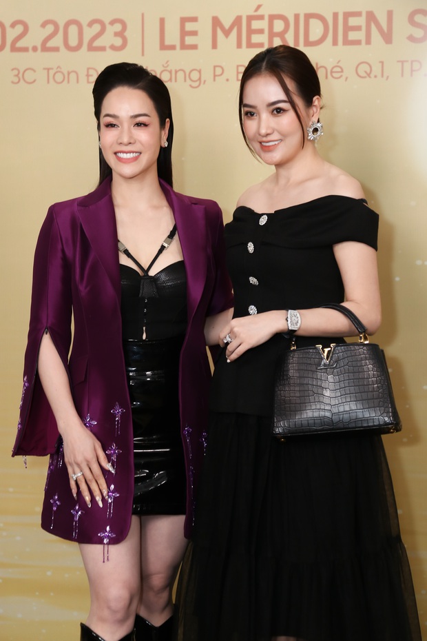 Vũ trụ mỹ nhân đổ bộ thảm đỏ: Dàn Hoa hậu gen Z đọ sắc vóc, Lương Thùy Linh - Tiểu Vy nổi bật - Ảnh 15. Vũ trụ mỹ nhân đổ bộ thảm đỏ: Dàn Hoa hậu gen Z đọ sắc vóc, Lương Thùy Linh - Tiểu Vy nổi bật - Ảnh 15.