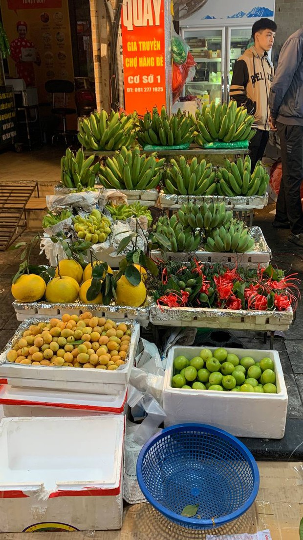 Nhộn nhịp thị trường thực phẩm ngày Rằm tháng Giêng: Nhu cầu mua sắm tăng cao, giá vẫn bình ổn - Ảnh 6.