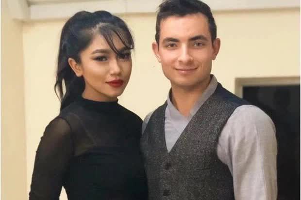 Nổi tiếng với vai người đàn ông ngớ ngẩn, ít ai ngờ: Nam diễn viên này ngoài đời có học vấn cực khủng, trái ngược trên phim - Ảnh 4.