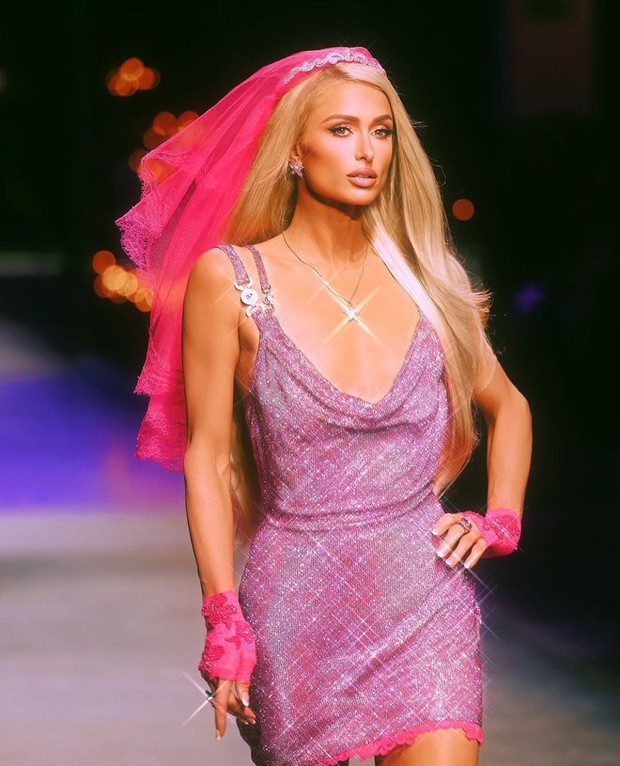 Chung tình như Paris Hilton: Dù 21, 36 hay 41 thì cũng đều nghiện 1 kiểu váy - Ảnh 8.