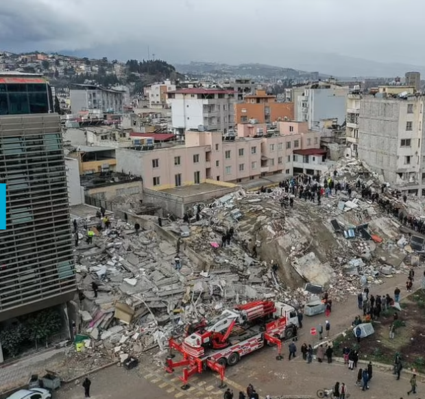 Chùm ảnh chứng minh mức độ tàn phá khủng khiếp của động đất ở Thổ Nhĩ Kỳ: Di tích lịch sử ngàn năm tuổi bị san phẳng trong chốc lát - Ảnh 14.