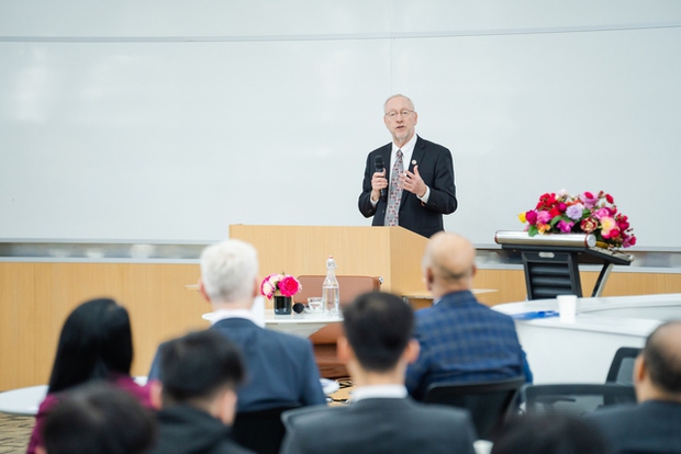 Hiệu trưởng Đại học lọt top 20 trường danh giá nhất thế giới dự báo về tương lai của ChatGPT: Liệu có thể thay thế được con người? - Ảnh 5.