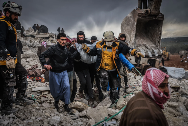 Chùm ảnh hiện trường và nỗ lực cứu hộ sau trận động đất ở Thổ Nhĩ Kỳ và Syria - Ảnh 10.