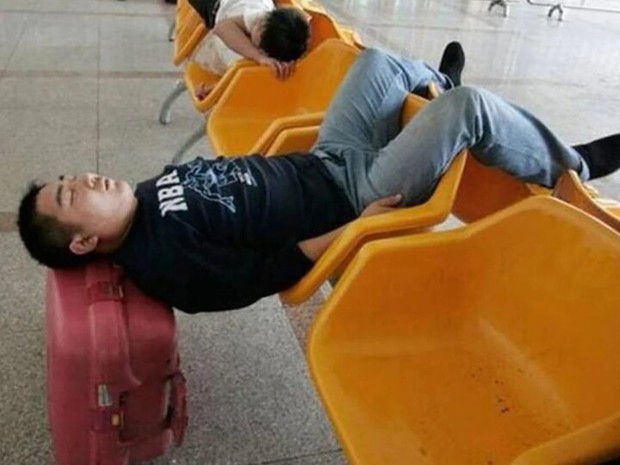 Không thể nhịn được cười trước loạt ảnh hài hước chỉ có thể chụp ở sân bay - Ảnh 9. Không thể nhịn được cười trước loạt ảnh hài hước chỉ có thể chụp ở sân bay - Ảnh 9.