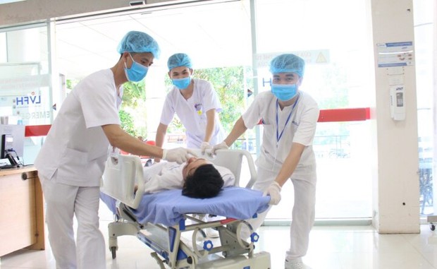 Vạch màn kịch con cấp cứu, chuyển tiền gấp của nhóm lừa phụ huynh 240 triệu - Ảnh 1. Vạch màn kịch con cấp cứu, chuyển tiền gấp của nhóm lừa phụ huynh 240 triệu - Ảnh 1.