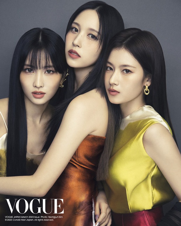 Ra mắt 8 năm rồi mà TWICE vẫn luôn gây tranh cãi khi hát live, đặc biệt là 3 thành viên người Nhật - Ảnh 6. Ra mắt 8 năm rồi mà TWICE vẫn luôn gây tranh cãi khi hát live, đặc biệt là 3 thành viên người Nhật - Ảnh 6.