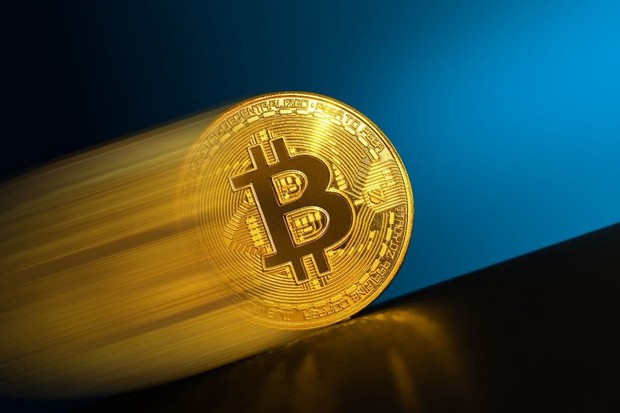 Bitcoin vượt mốc 27.000 USD, cao nhất trong vòng 9 tháng qua - Ảnh 1.