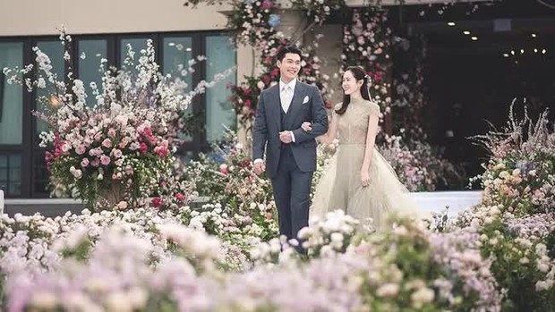 Loạt khoảnh khắc đắt giá trong hôn lễ của Hyun Bin - Son Ye Jin được đào mộ, netizen liền nói thế này sao mà ly hôn được - Ảnh 4.