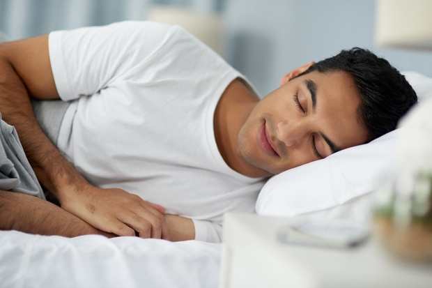 Ngủ kiểu này có hại cho tim mạch vô cùng: Người trẻ thường xuyên mắc - Ảnh 3.