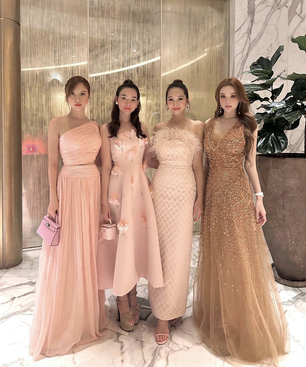 Toàn cảnh đám cưới Linh Rin - Phillip Nguyễn: Cô dâu chú rể phát cẩu lương, Chi Pu - Hà Tăng đọ sắc cam thường nhưng 1 khách mời gặp sự cố - Ảnh 27.