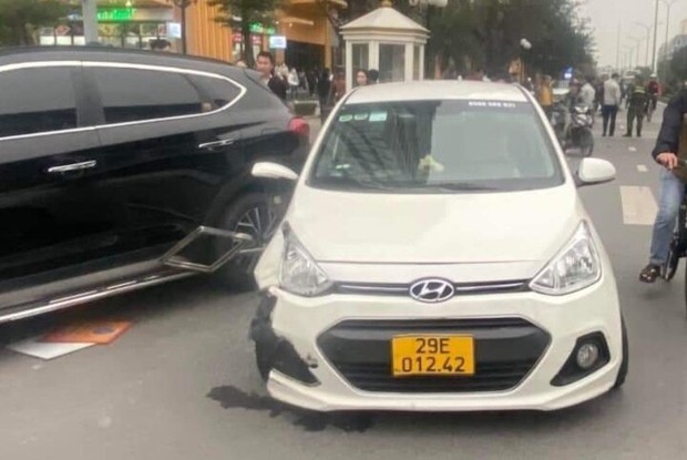 Tài xế taxi tông tử vong bảo vệ khu đô thị ở Hà Nội có nồng độ cồn kịch khung - Ảnh 1.