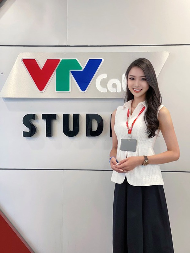 Dàn Hoa hậu Chuyển giới Việt Nam khoe ảnh trước dao kéo: MC VTV khác lạ, bản sao Yoshi Rinrada gây bất ngờ - Ảnh 12.