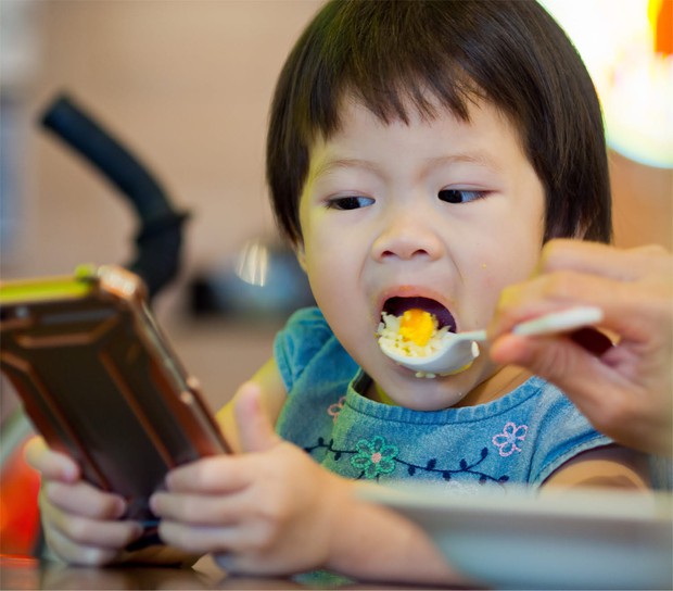 5 hành vi có thể khiến trẻ mất khả năng tự lập - Ảnh 4.