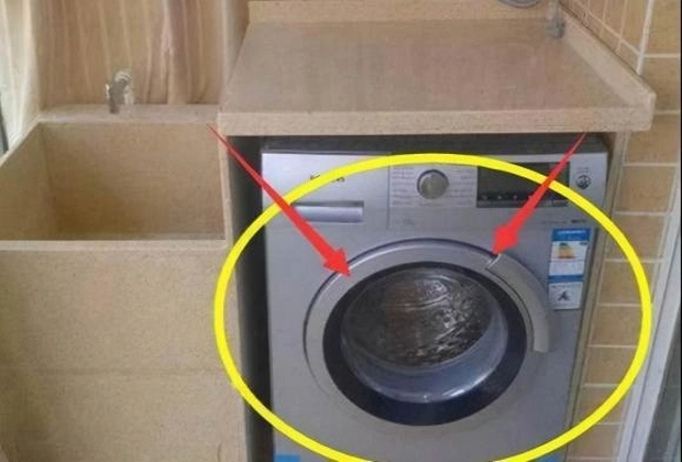 Nhiều người thắc mắc: Giặt xong nên đóng hay mở nắp máy giặt? - Ảnh 1.