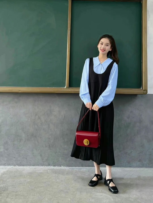 Cô giáo 9X gây sốt Weibo với style đi dạy: Cả tuần không trùng bộ nào, mặc đơn giản vẫn đẹp ngất ngây - Ảnh 26.